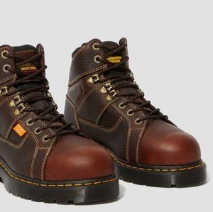 Dr. MARTENS IRONBRIDGE X-WIDE MET GUARD WORK BOOTS